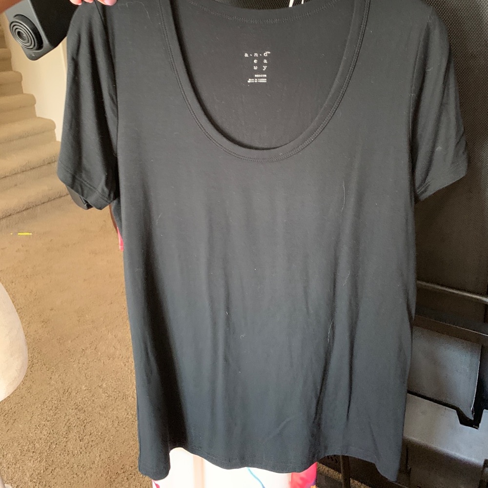 Black t shirt